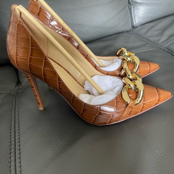 Michael Kors pumps - Picture 1 of 10